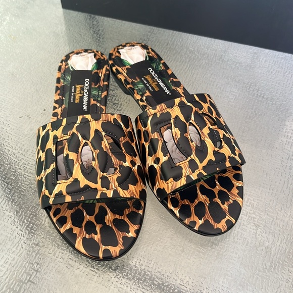 Dolce & Gabbana Leopard Sandals - Picture 5 of 8